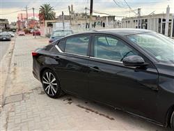 نيسان ألتيما